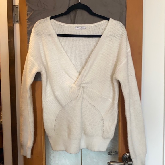 Dex knot front sweater - Picture 1 of 5